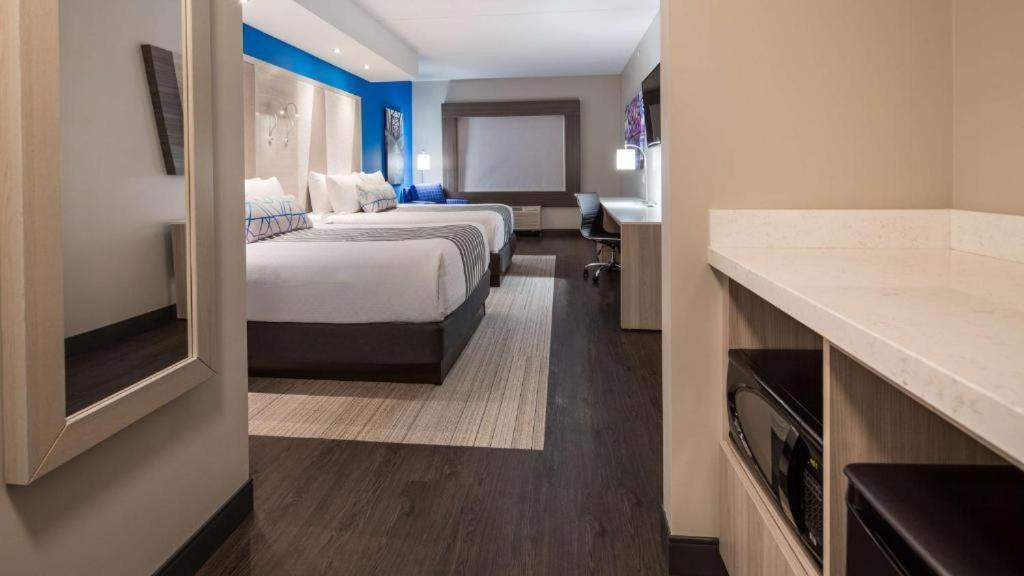 Best Western Premier Winnipeg East Экстерьер фото